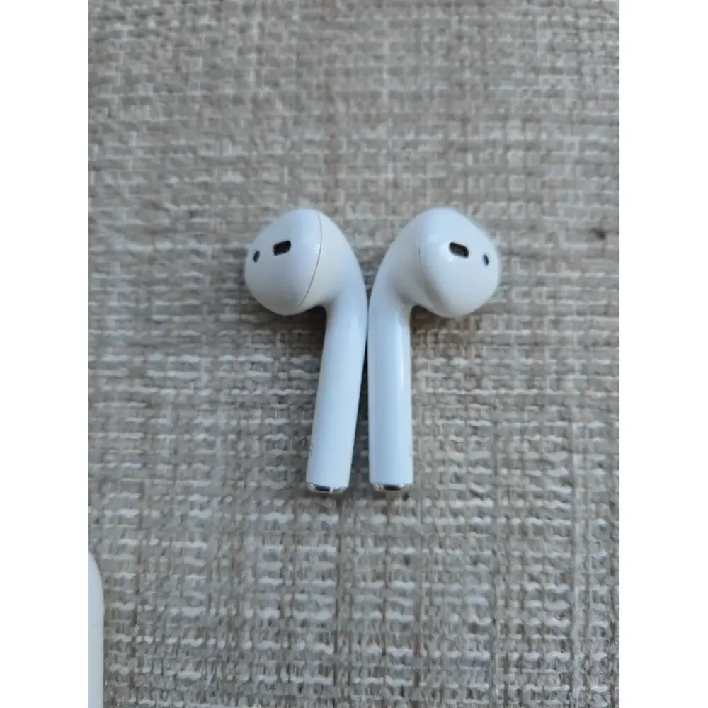 Airpods A1602 2nd Generation Bluetooth Tested And Working